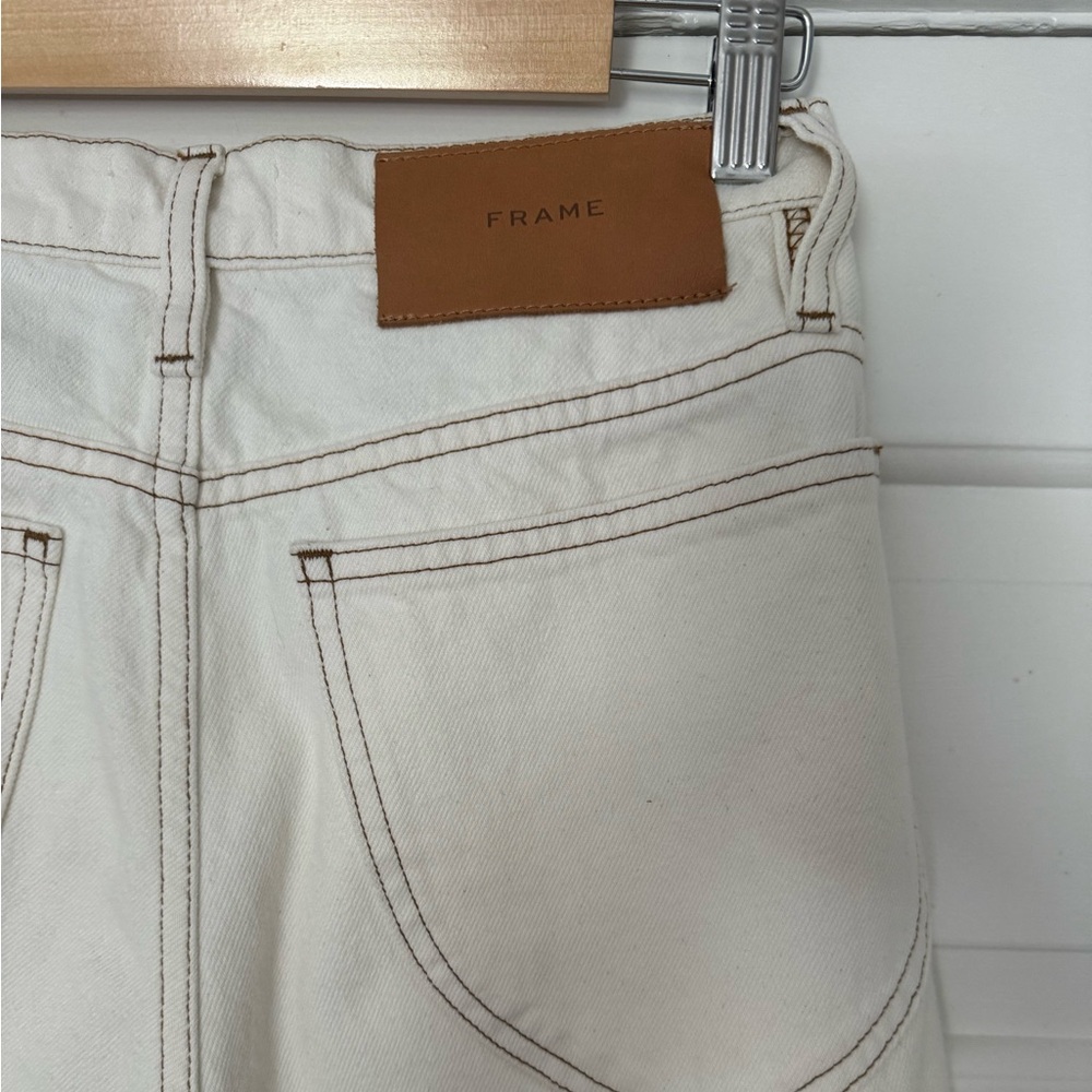 Frame Le Italian True Straight Jean in Blanc